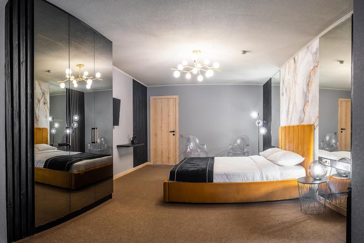 RICH Boutique-Hotel Vinnytsia Extérieur photo
