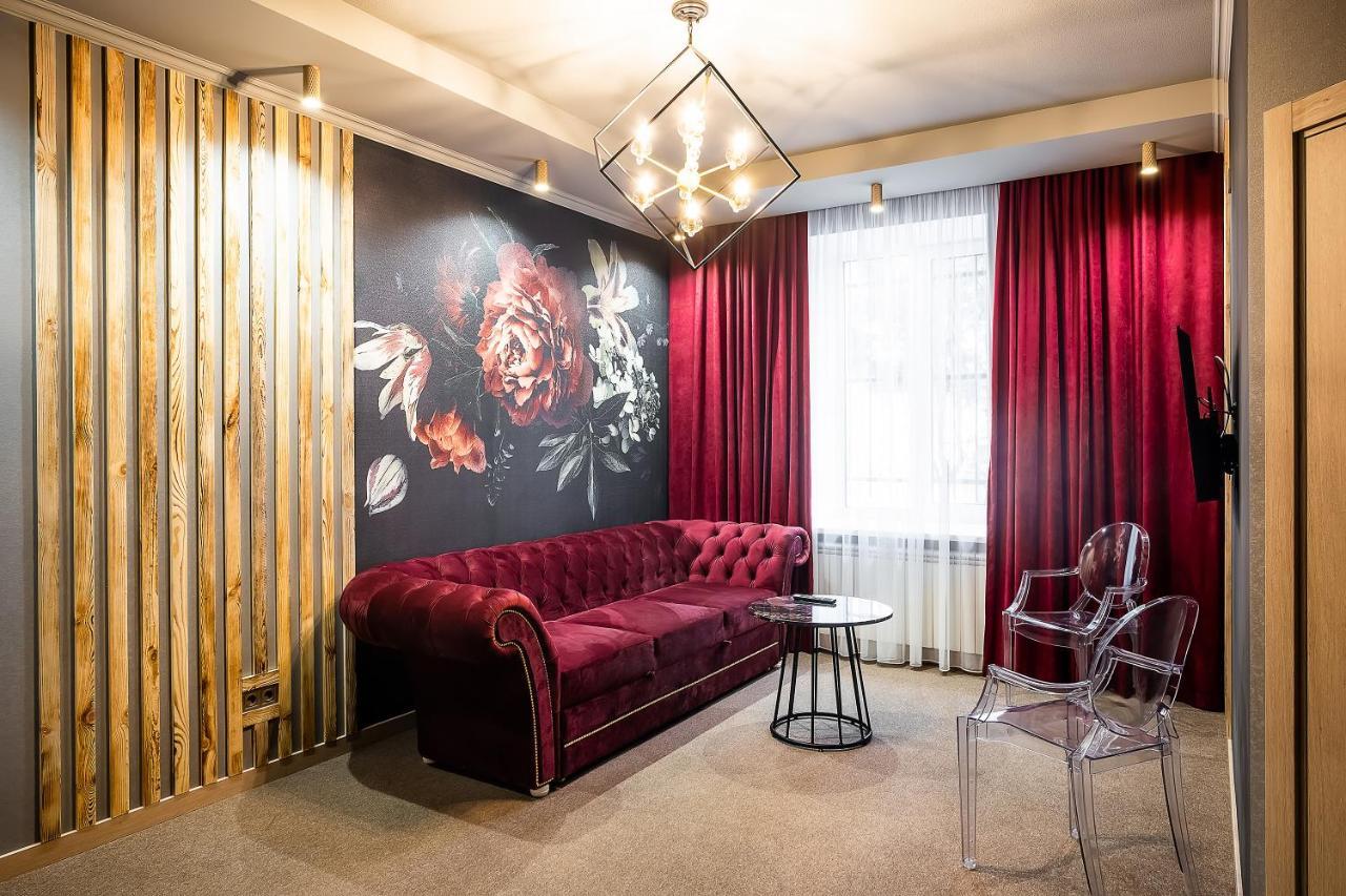 RICH Boutique-Hotel Vinnytsia Extérieur photo
