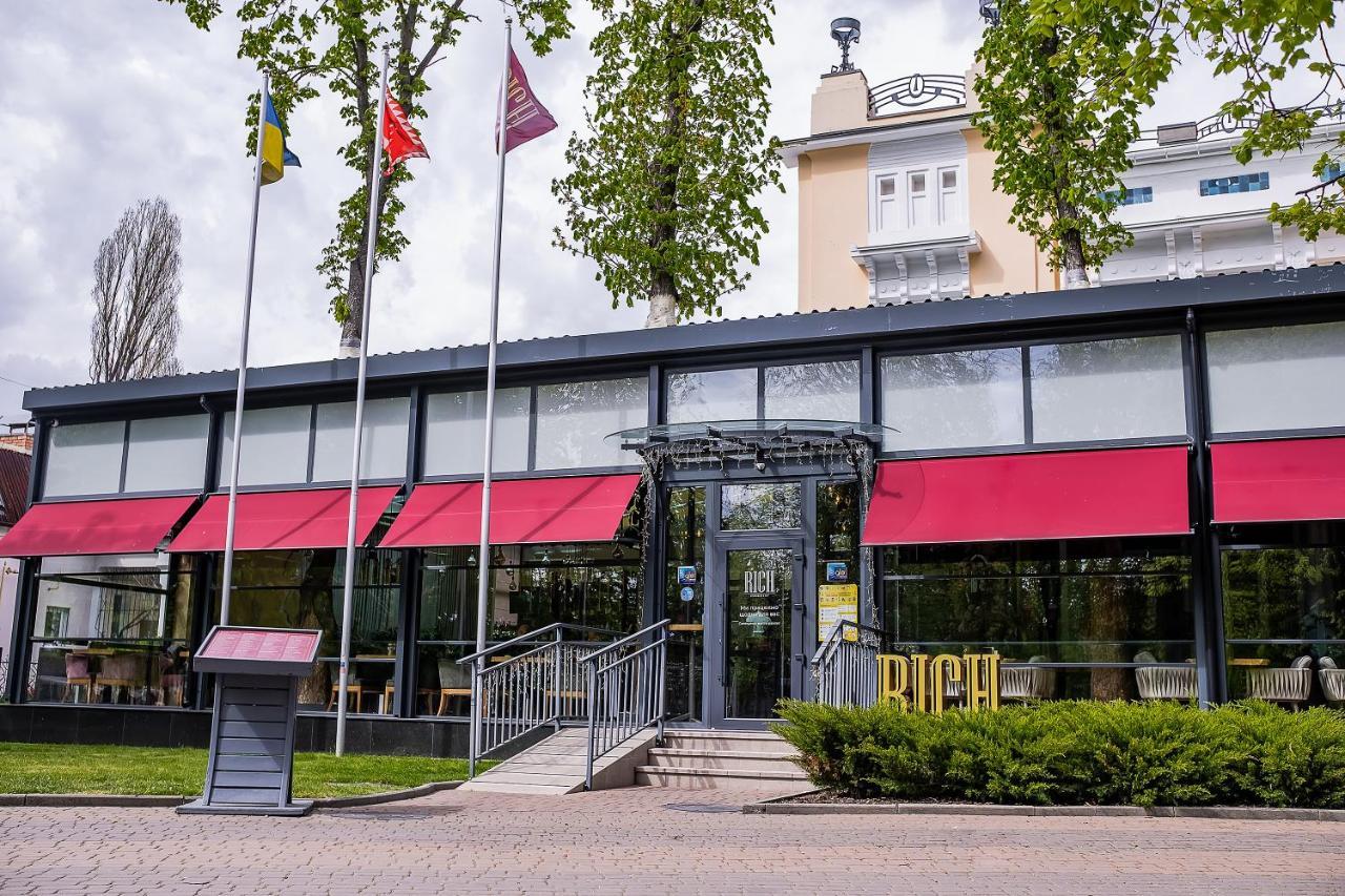 RICH Boutique-Hotel Vinnytsia Extérieur photo